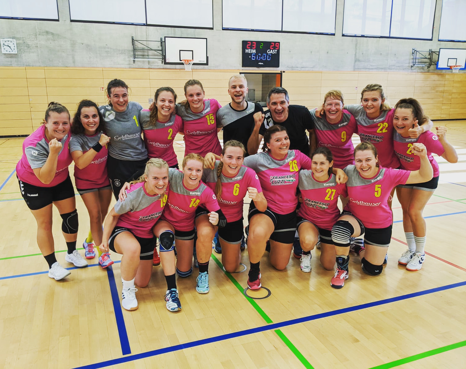 Damen 1 Endlich Wieder Handball! - HSG B-ONE